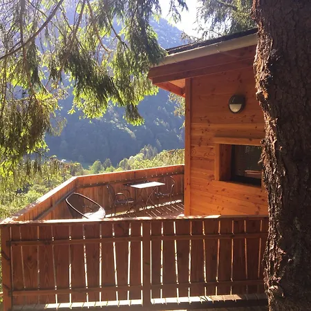 Bed & Breakfast La Dans Les Arbres