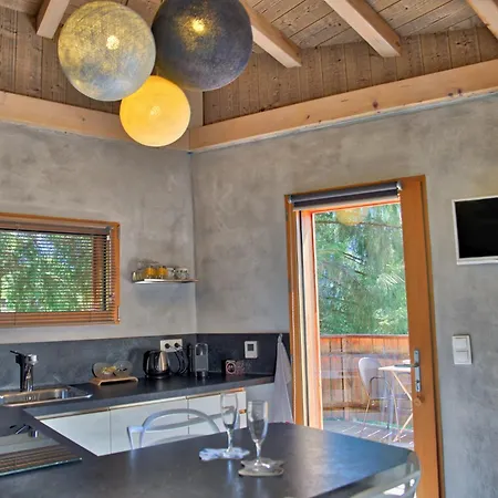 Bed & Breakfast La Dans Les Arbres