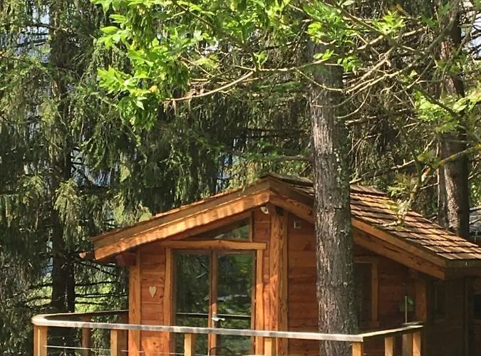 La Dans Les Arbres 3* Saint-Jean-dʼAulps