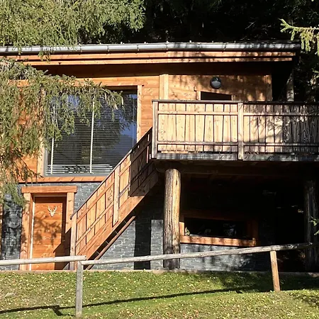 Entre Les Arbres Chalet *