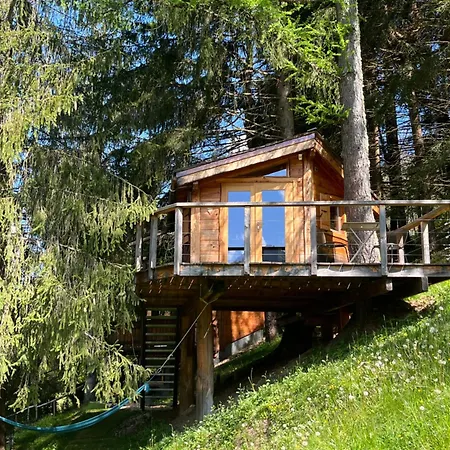 Entre Les Arbres Chalet *