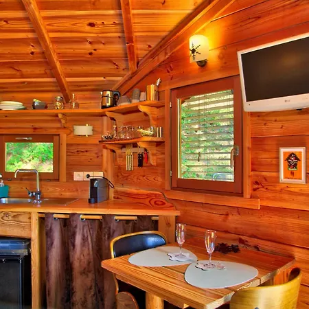 Chalet Entre Les Arbres